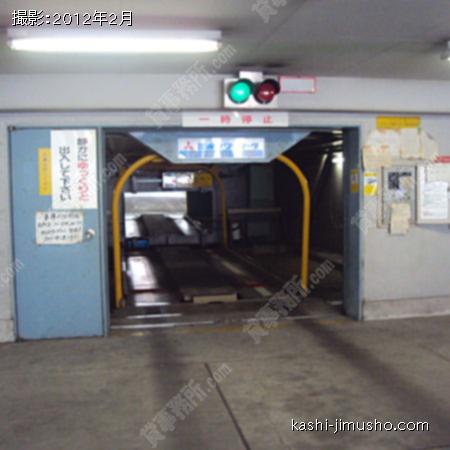 駐車場 