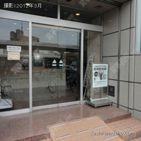 ビル入口 