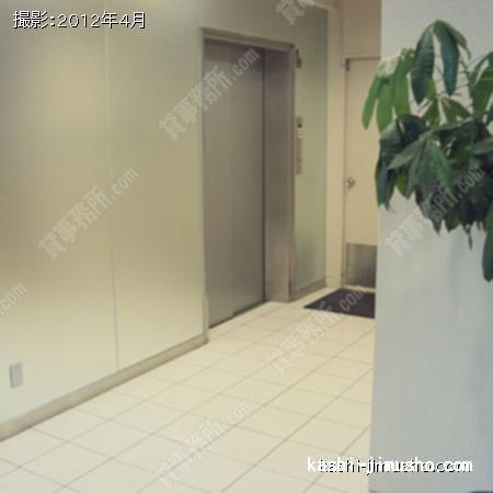 エントランス 