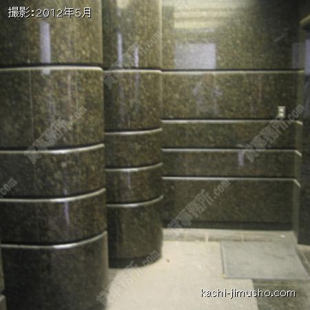 エントランス 