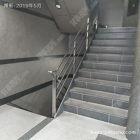 共用階段