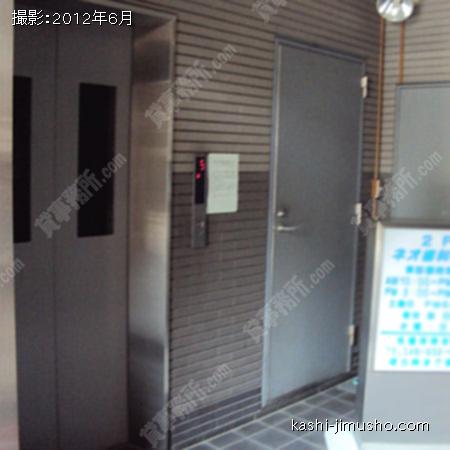 エントランスホール