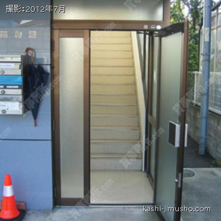  ビル入口
