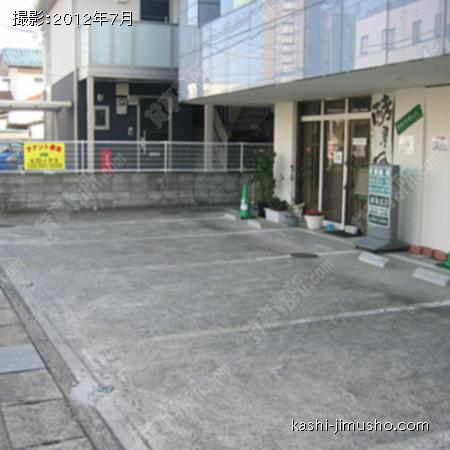 駐車場 
