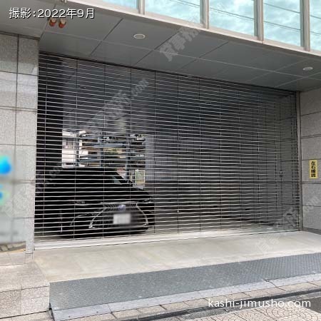 駐車場入口
