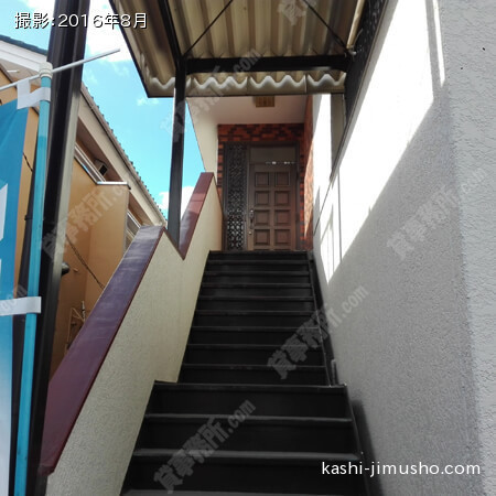 貸室入口 貸室入口