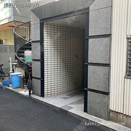 ビル入口