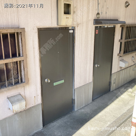 貸室入口(1階)
