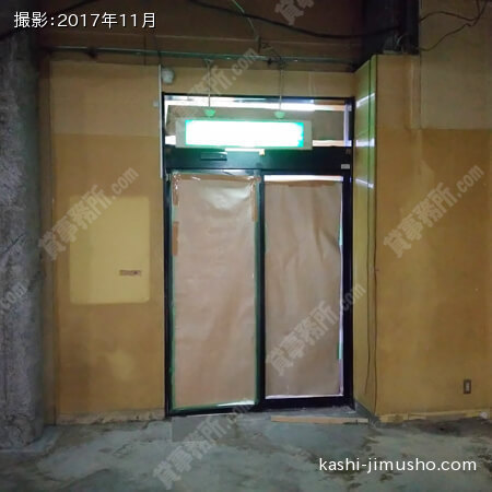 1階専用出入口（駐車場側）