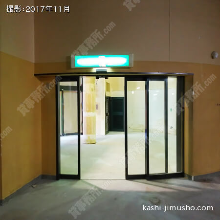 １階貸室内側ドア