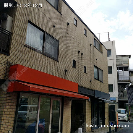 ビル前面