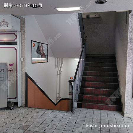 共用階段