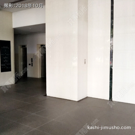 エントランスホール エントランスホール