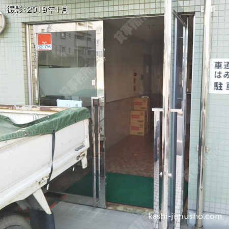 ビル入口