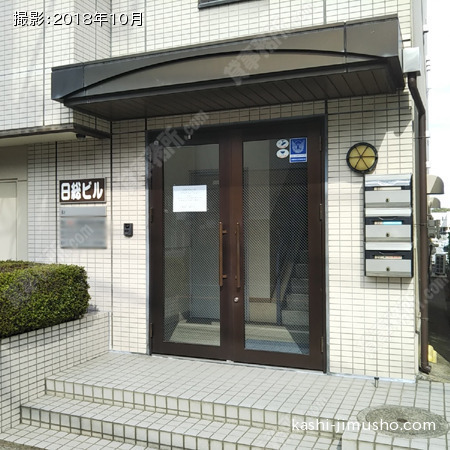 ビル入口 ビル入口