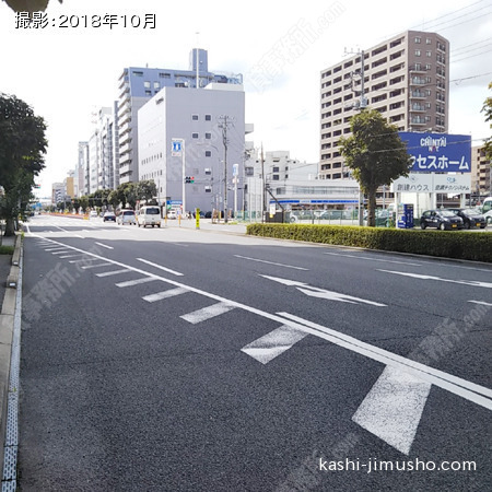 前面道路(鬼怒通り)