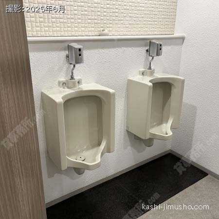 男性トイレ