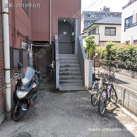 ビル入口