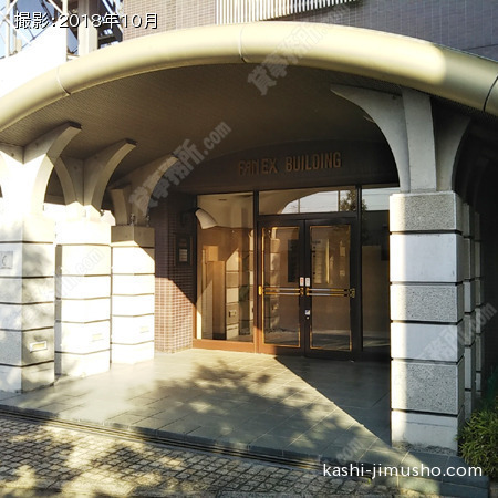 ビル入口 ビル入口