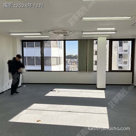 貸室内(5階1号室)