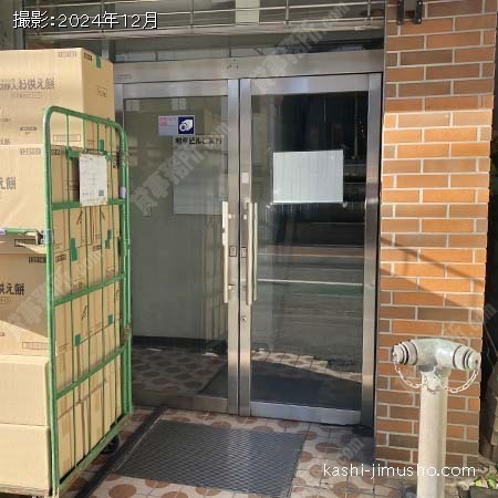 ビル入口