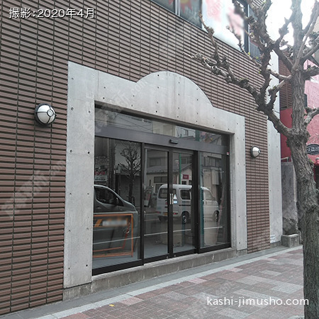 貸室入口（1階）
