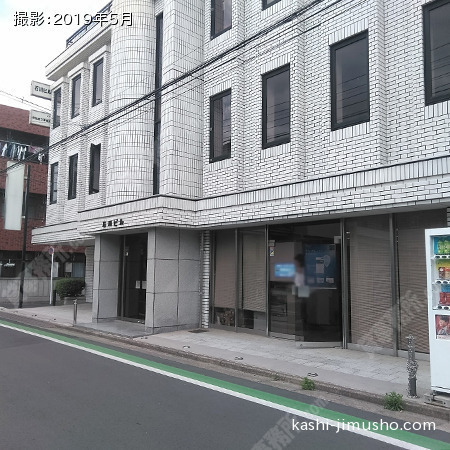 ビル前面