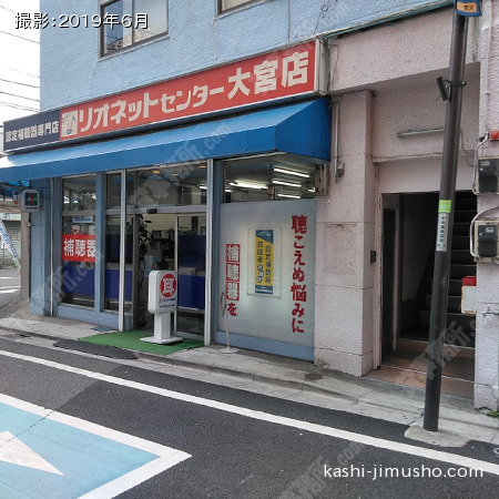 1階テナント前