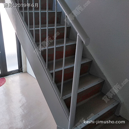 共用階段