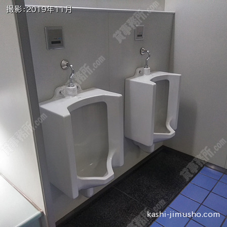男性トイレ