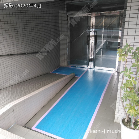 建物入口