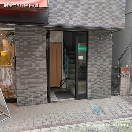 ビル入口