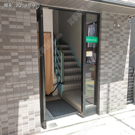 ビル入口