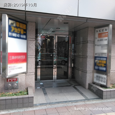ビル入口
