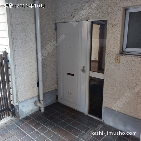 貸室入口②（1階101号室）