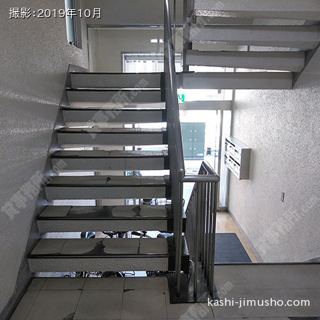 共用階段