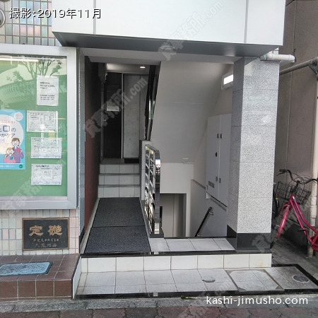 ビル入口