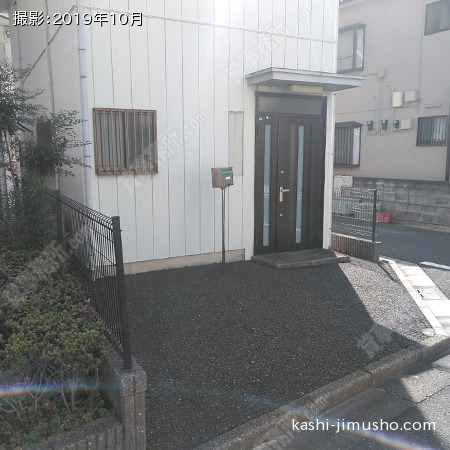 ビル前面