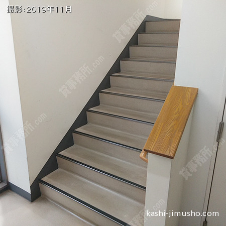 共用階段