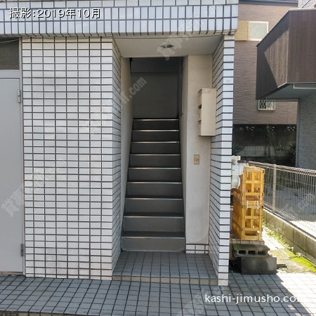 共用階段