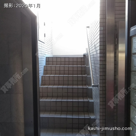 共用階段 共用階段