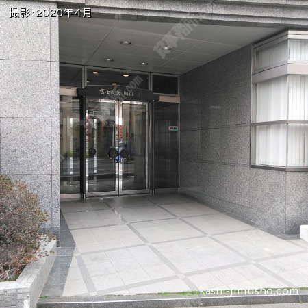 ビル入口