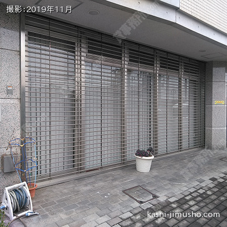 貸室入口