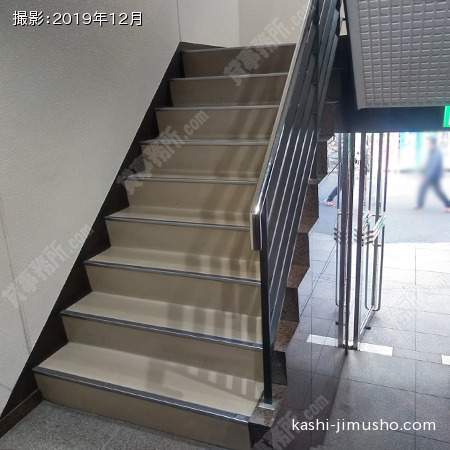 共用階段