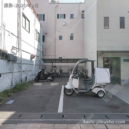 駐車スペース