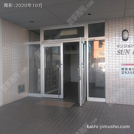 マンション玄関