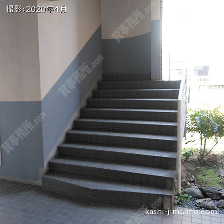 共用階段