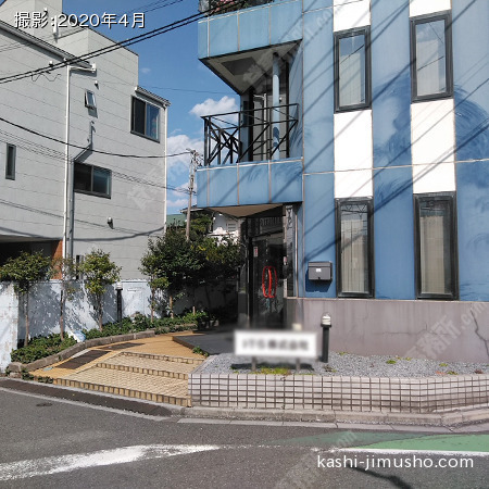 ビル前面
