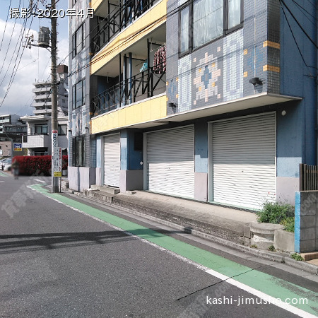 ビル前面