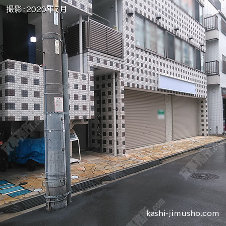 ビル前面